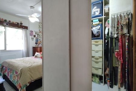 Apartamento à venda com 72m², 2 quartos e 2 vagas Apartamento à venda com 72m², 2 quartos e 2 vagasSuíte