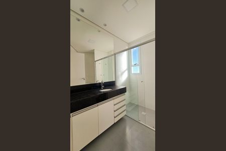 Apartamento para alugar com 202m², 3 quartos e 4 vagas Apartamento para alugar com 202m², 3 quartos e 4 vagasBanheiro