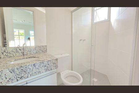 Apartamento para alugar com 202m², 3 quartos e 4 vagas Apartamento para alugar com 202m², 3 quartos e 4 vagasBanheiro de Serviço