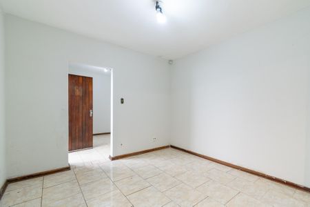 Casa à venda com 370m², 4 quartos e 8 vagas Casa à venda com 370m², 4 quartos e 8 vagasSala de Tv