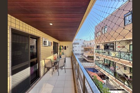 Apartamento à venda com 90m², 3 quartos e 2 vagasVaranda