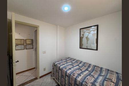 Apartamento à venda com 90m², 3 quartos e 2 vagasQuarto 2
