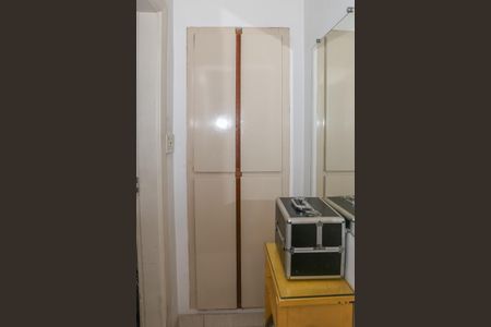 Casa à venda com 260m², 3 quartos e 3 vagas Casa à venda com 260m², 3 quartos e 3 vagasBanheiro