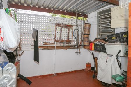 Casa à venda com 260m², 3 quartos e 3 vagas Casa à venda com 260m², 3 quartos e 3 vagasÁrea de Serviço