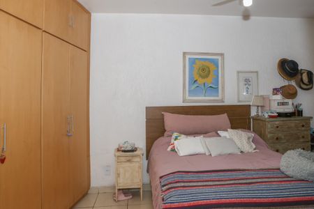 Casa à venda com 260m², 3 quartos e 3 vagas Casa à venda com 260m², 3 quartos e 3 vagasSuíte