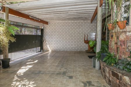 Casa à venda com 260m², 3 quartos e 3 vagas Casa à venda com 260m², 3 quartos e 3 vagasÁrea comum