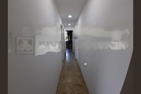 Apartamento à venda com 60m², 2 quartos e 1 vaga