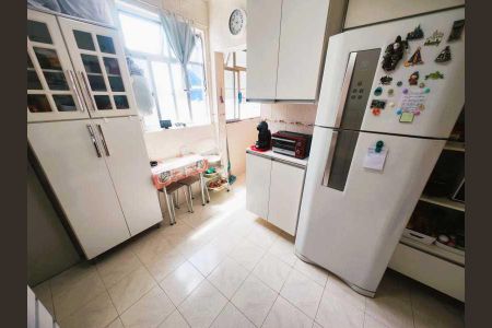 Apartamento à venda com 75m², 2 quartos e 1 vaga