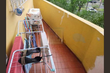 Casa de condomínio à venda com 143m², 3 quartos e 2 vagas