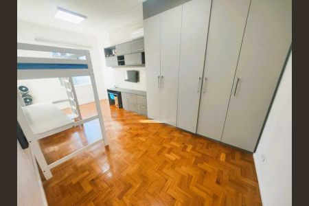 Casa à venda com 272m², 5 quartos e 2 vagas