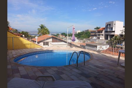 Casa à venda com 248m², 3 quartos e 2 vagas