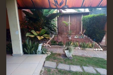 Casa à venda com 468m², 4 quartos e 4 vagas