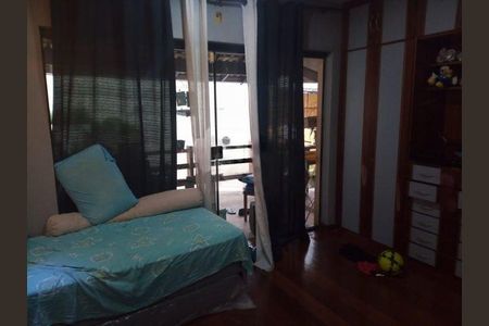 Casa à venda com 468m², 4 quartos e 4 vagas