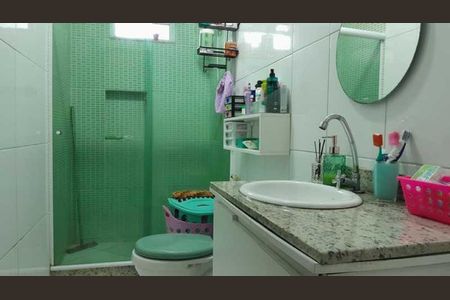 Casa à venda com 179m², 4 quartos e 1 vaga