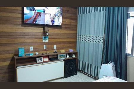 Casa à venda com 179m², 4 quartos e 1 vaga