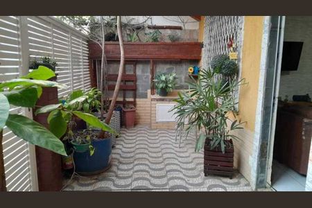 Casa à venda com 179m², 4 quartos e 1 vaga