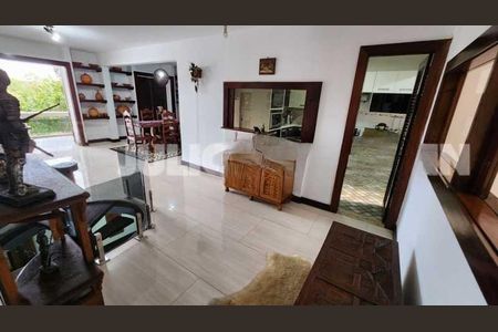 Casa à venda com 367m², 4 quartos e 4 vagas