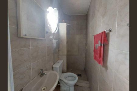 Casa à venda com 65m², 2 quartos e sem vaga