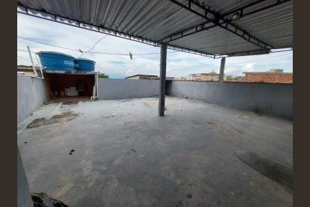 Casa à venda com 65m², 2 quartos e sem vaga