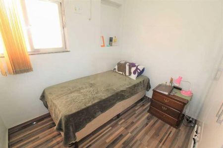 Casa à venda com 100m², 3 quartos e 4 vagas