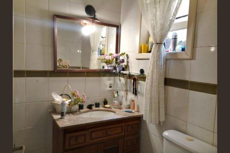 Casa à venda com 178m², 3 quartos e 2 vagas