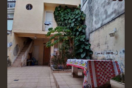 Casa à venda com 178m², 3 quartos e 2 vagas