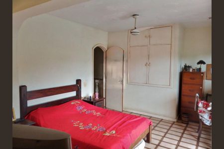 Casa à venda com 178m², 3 quartos e 2 vagas