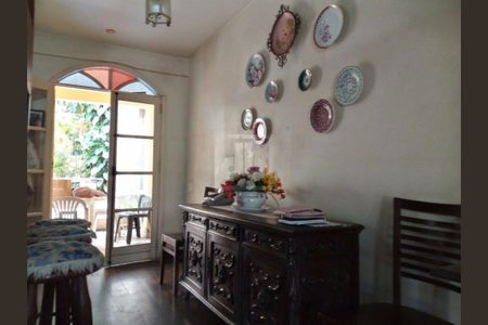 Casa à venda com 178m², 3 quartos e 2 vagas