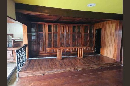 Casa à venda com 120m², 3 quartos e 3 vagas