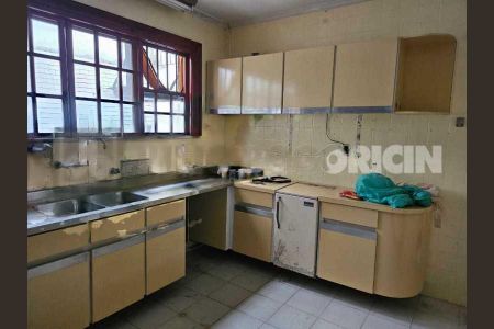 Casa à venda com 120m², 3 quartos e 3 vagas