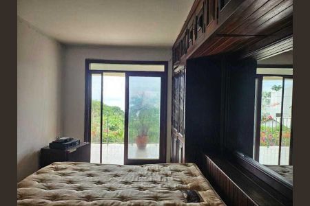 Casa à venda com 120m², 3 quartos e 3 vagas