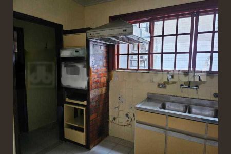 Casa à venda com 120m², 3 quartos e 3 vagas