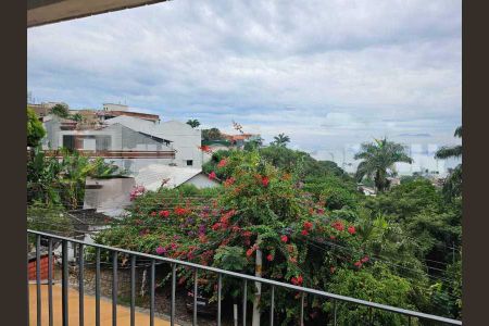 Casa à venda com 120m², 3 quartos e 3 vagas