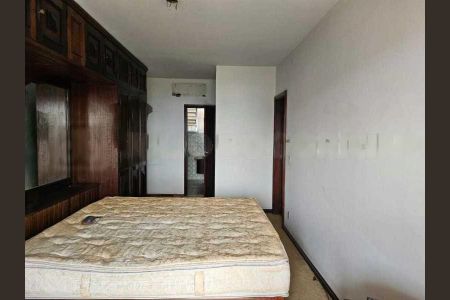 Casa à venda com 120m², 3 quartos e 3 vagas