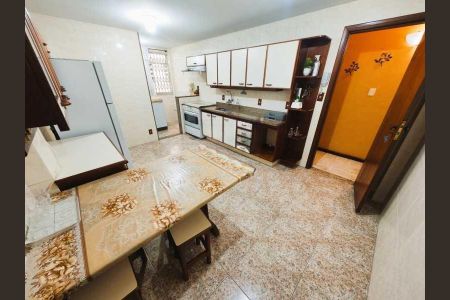 Apartamento à venda com 81m², 2 quartos e 1 vaga