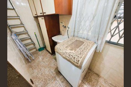 Apartamento à venda com 81m², 2 quartos e 1 vaga