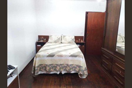 Casa à venda com 283m², 4 quartos e 2 vagas