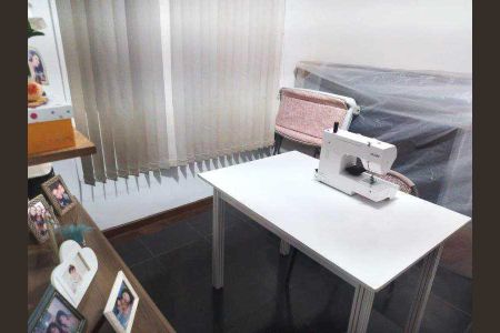 Casa à venda com 283m², 4 quartos e 2 vagas