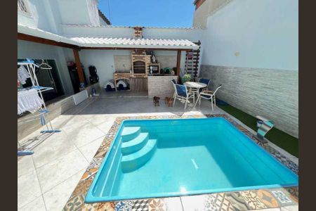 Casa à venda com 145m², 3 quartos e 1 vaga