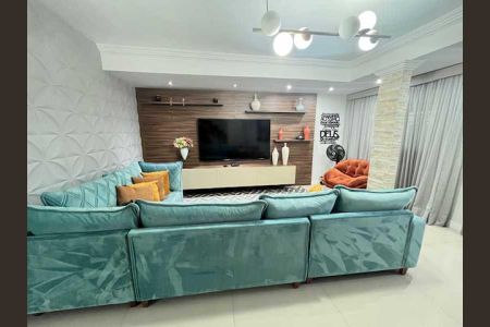 Casa à venda com 145m², 3 quartos e 1 vaga