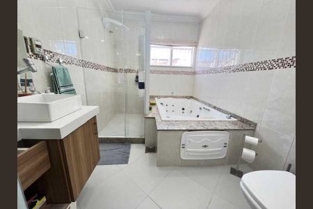 Casa à venda com 145m², 3 quartos e 1 vaga