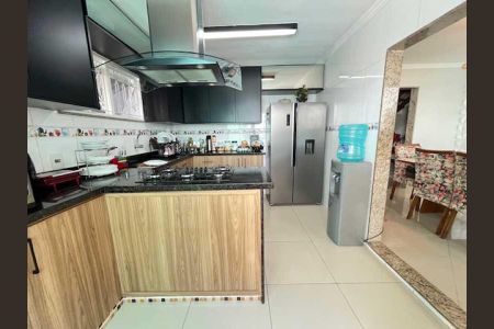 Casa à venda com 145m², 3 quartos e 1 vaga