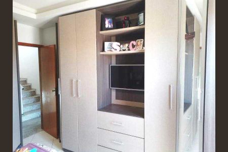 Casa de condomínio à venda com 100m², 3 quartos e 2 vagas