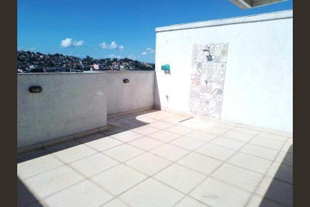 Casa de condomínio à venda com 100m², 3 quartos e 2 vagas