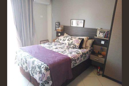 Casa de condomínio à venda com 100m², 3 quartos e 2 vagas