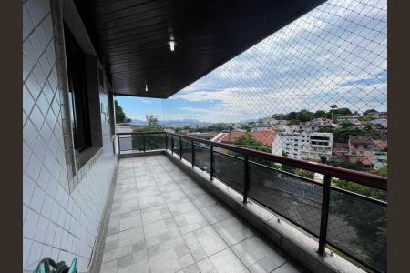 Apartamento à venda com 121m², 3 quartos e 2 vagas