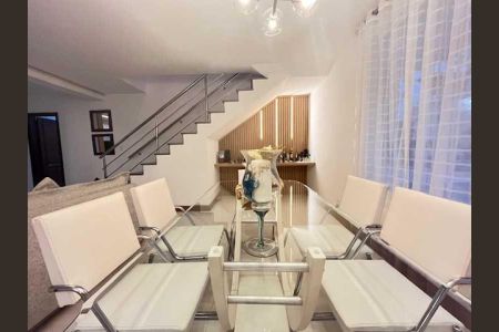 Casa à venda com 332m², 4 quartos e 4 vagas