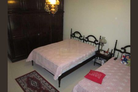 Casa à venda com 336m², 6 quartos e 5 vagas