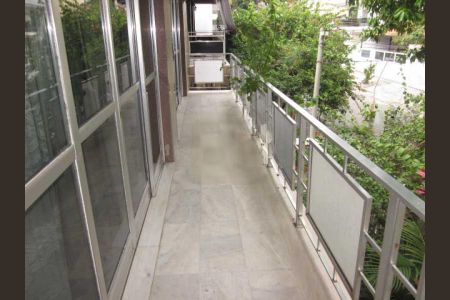 Casa à venda com 336m², 6 quartos e 5 vagas