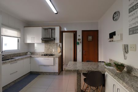 Apartamento à venda com 88m², 3 quartos e 2 vagasCozinha